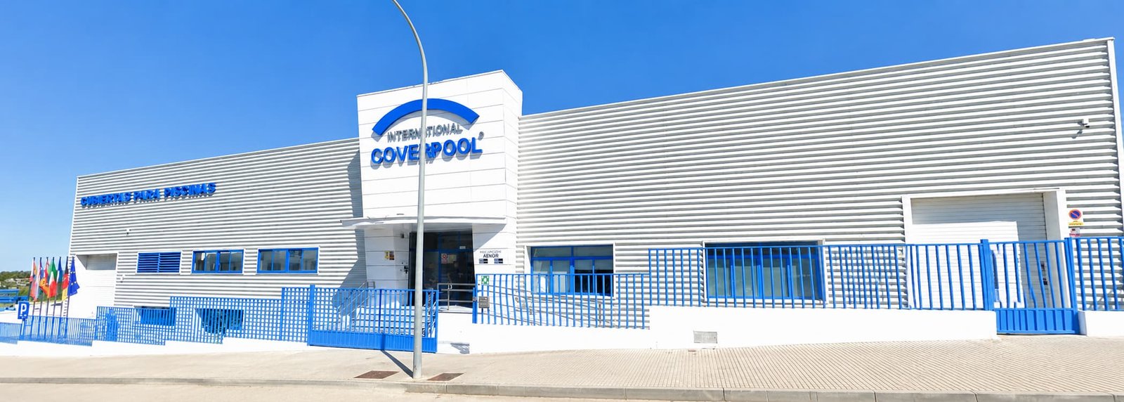 Fachada de nave industrial